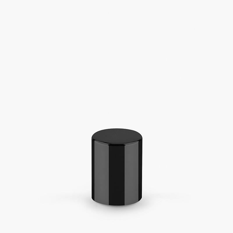 585_7A_Black